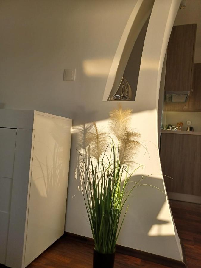Niko 1 Apartment มาลีโลชินจ์ ภายนอก รูปภาพ