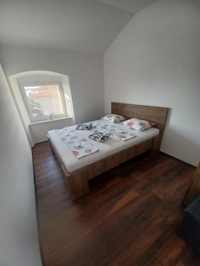 Niko 1 Apartment มาลีโลชินจ์ ภายนอก รูปภาพ
