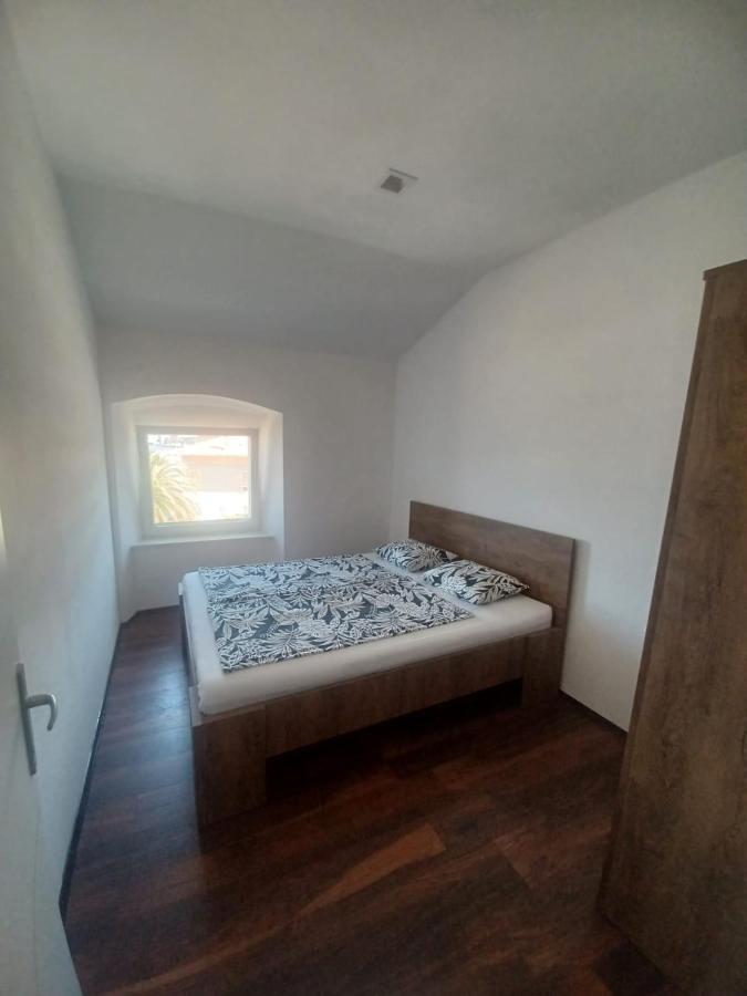 Niko 1 Apartment มาลีโลชินจ์ ภายนอก รูปภาพ